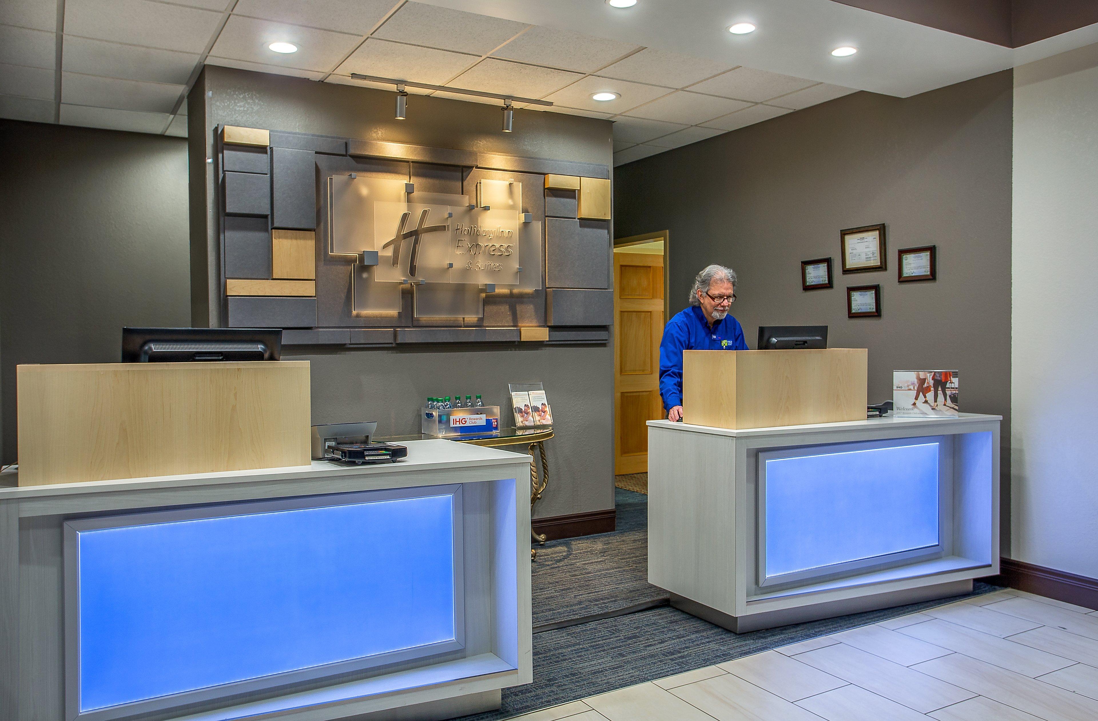 Holiday Inn Express & Suites Morristown By Ihg Buitenkant foto