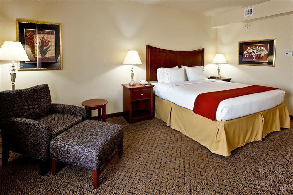 Holiday Inn Express & Suites Morristown By Ihg Buitenkant foto